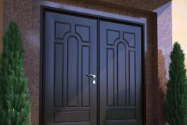 Входная дверь: установка конструкций из металла и дерева